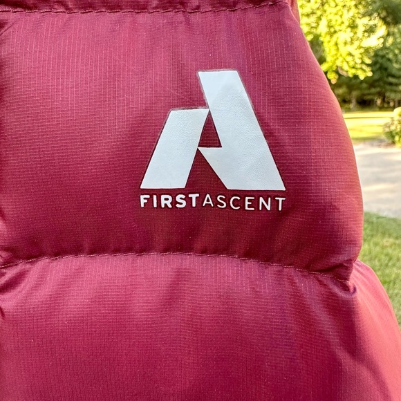 Eddie Bauer First Ascent Lightweight Down Winter Jacket Men’s Size Medium - Picture 5 of 6